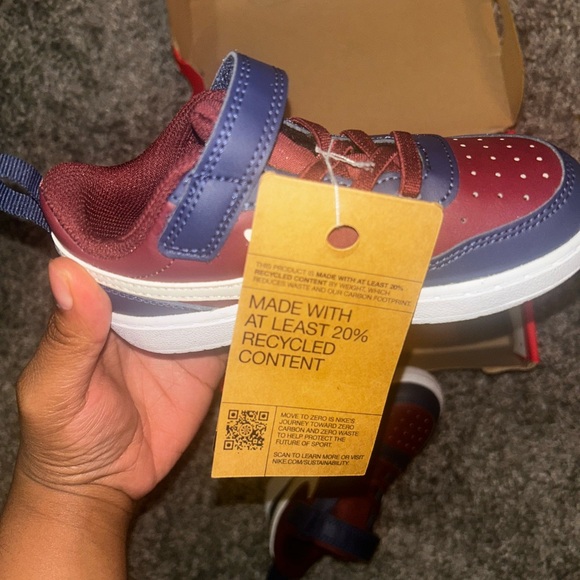 Navy Blue and Red Nike Toddler Sneakers - Picture 3 of 6